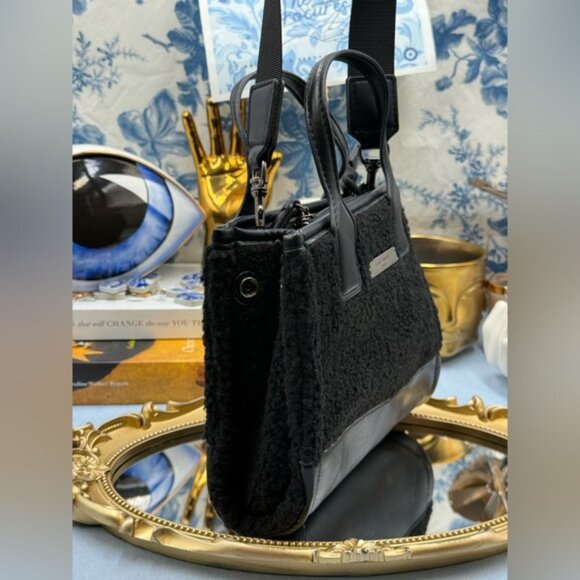 🆕 KURT GEIGER LONDON 🧿 NWOT Extra Small Faux Shearling Surrey Tote Bag, Black - Picture 5 of 14